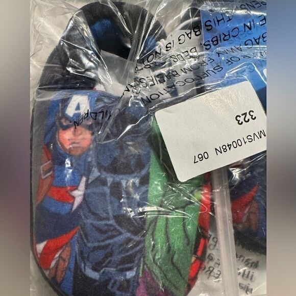 Marvel Marvel Baby Boys Avengers Slippers  - NWT size 5/6 - Picture 5 of 5